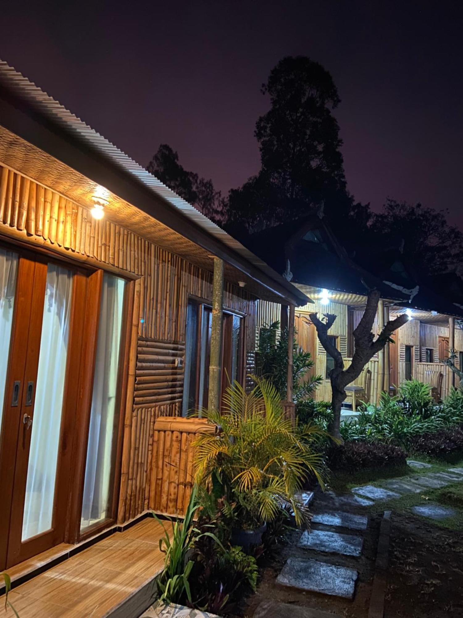 D'Yoga Bamboo Cabin Кинтамани Экстерьер фото